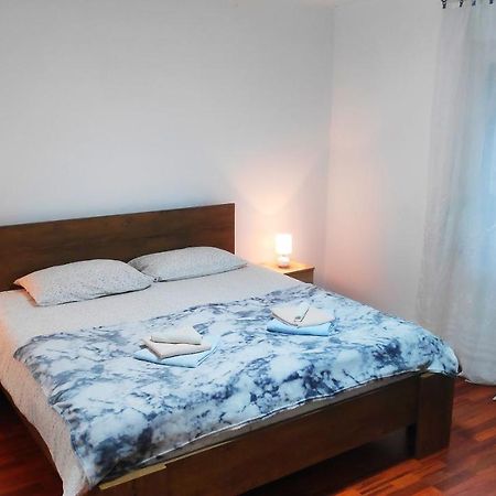Vongola Appartement Rijeka Buitenkant foto