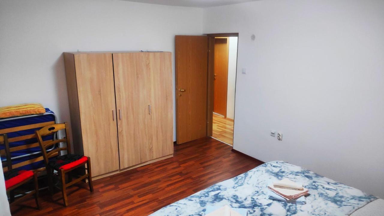 Vongola Appartement Rijeka Buitenkant foto