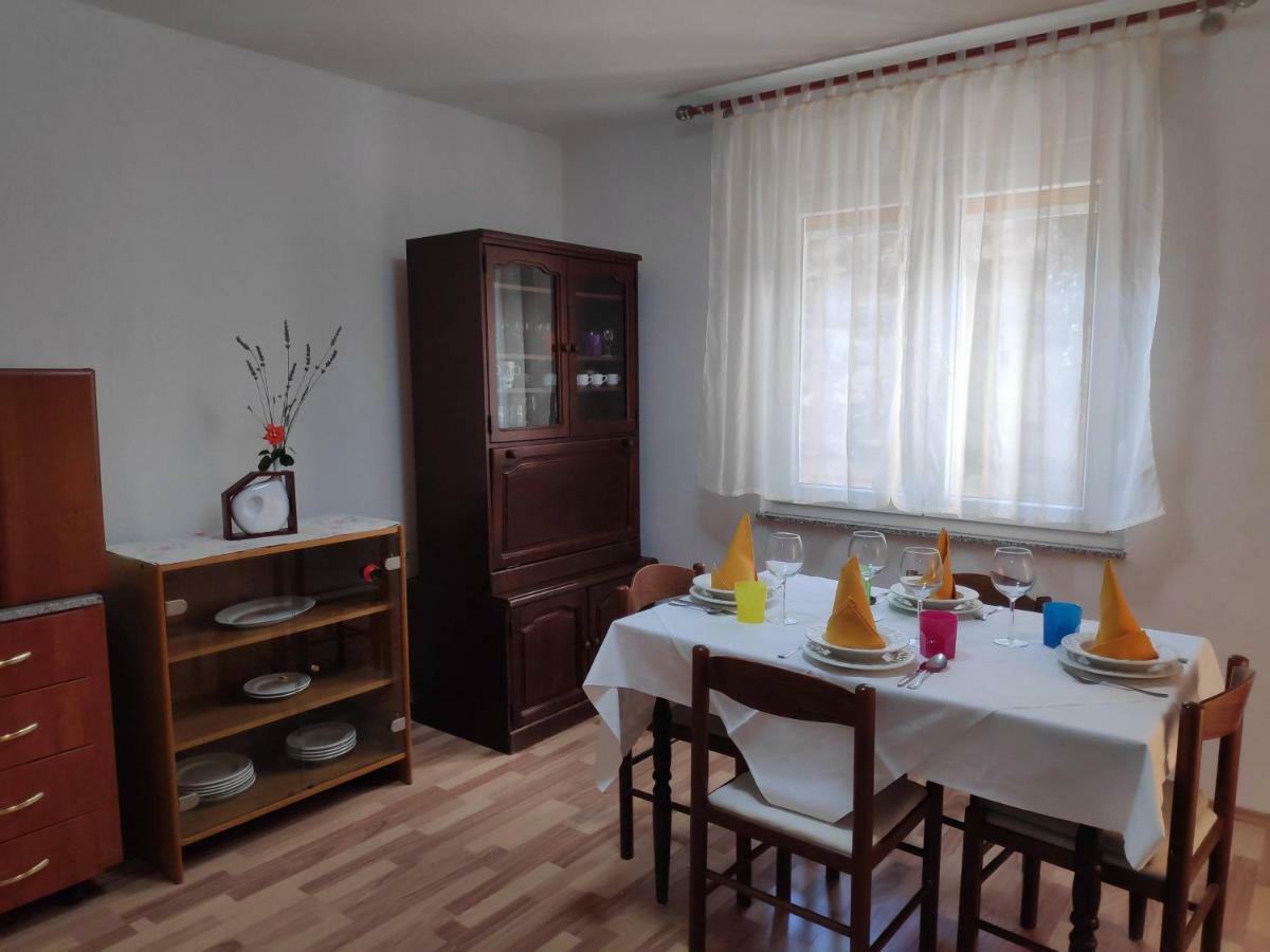 Vongola Appartement Rijeka Buitenkant foto